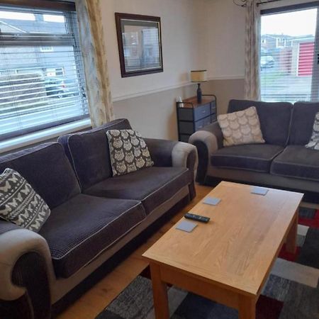 ניוטון אייקליף Quiet 3 Bed Close To The A1 מראה חיצוני תמונה
