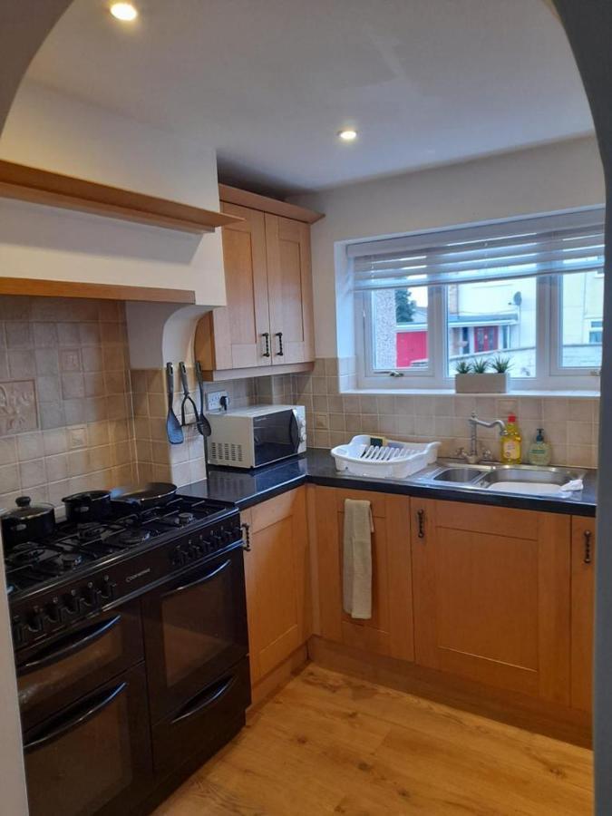 ניוטון אייקליף Quiet 3 Bed Close To The A1 מראה חיצוני תמונה