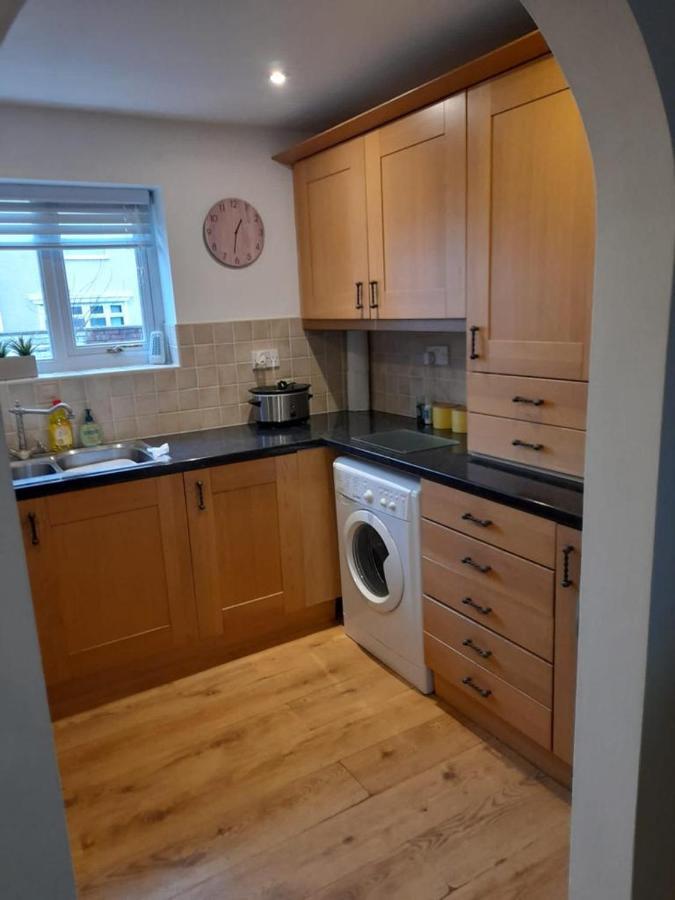ניוטון אייקליף Quiet 3 Bed Close To The A1 מראה חיצוני תמונה