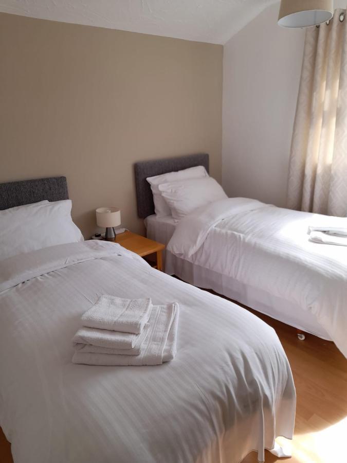 ניוטון אייקליף Quiet 3 Bed Close To The A1 מראה חיצוני תמונה