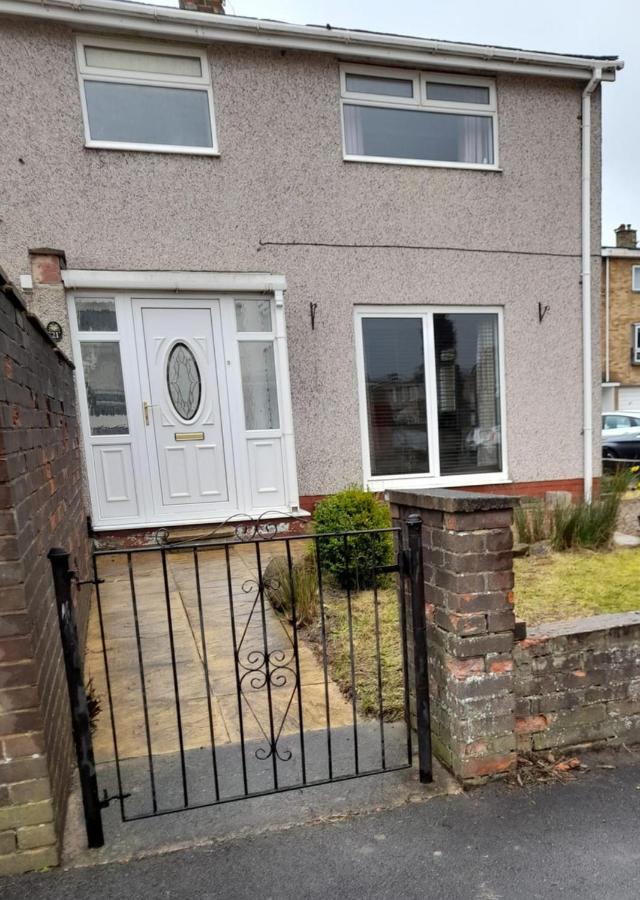 ניוטון אייקליף Quiet 3 Bed Close To The A1 מראה חיצוני תמונה